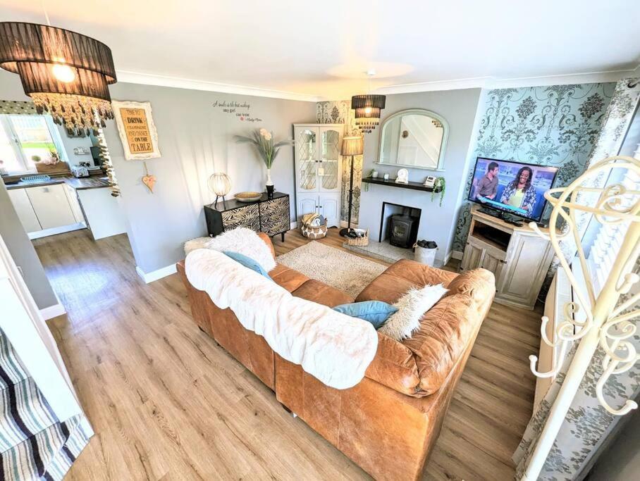 Spacious Lovely 3 Bed House In Keyworth Nottingham Suit Contractors Or Family Екстер'єр фото