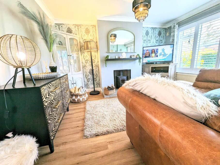 Spacious Lovely 3 Bed House In Keyworth Nottingham Suit Contractors Or Family Екстер'єр фото